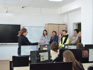 JeGiEHCZKkLsLxgaje1wrulZCrBhOsttZPB9MCFggKSPYCnId7CpNqrhjEdpRtznRFpZzwBtTV__oaQdjdKlV-Fg